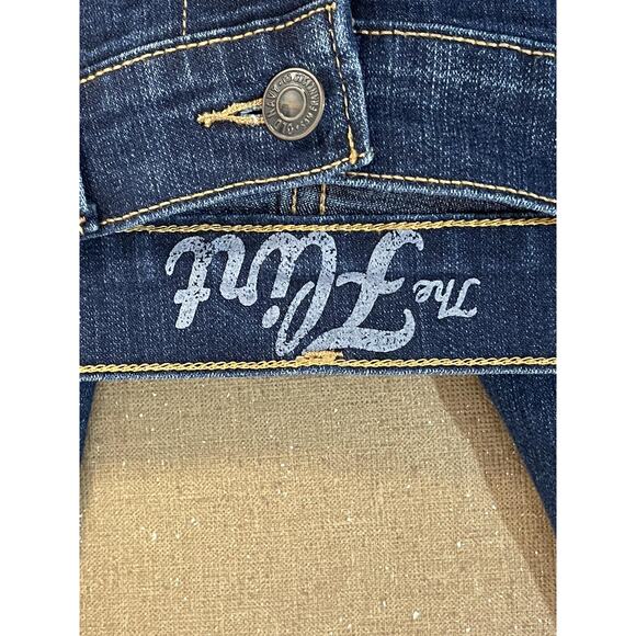 Old Navy Jeans Womens 2 Short Blue The Flirt Stretch Denim Dark Wash 5 Pocket - Picture 9 of 12